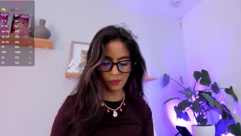 Emily Bank online show from October 22, 8:10 pm