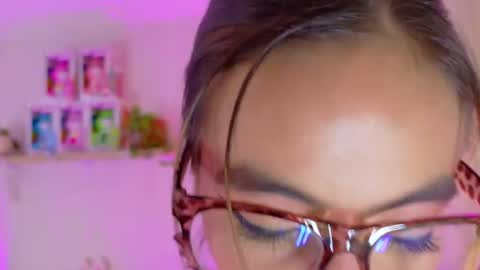 Emily Bank online show from June 24, 9:22 pm