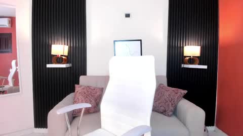 emilyy_kim online show from October 4, 12:19 am