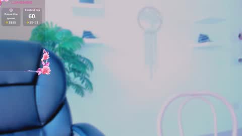 emilyy_kim online show from February 4, 7:07 pm