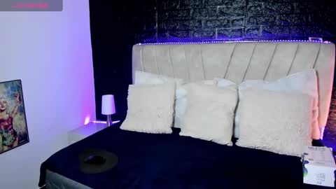 emilyy_sexy01 online show from February 20, 10:37 am