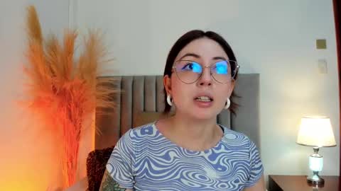 Emilyy Watson online show from February 10, 11:36 am