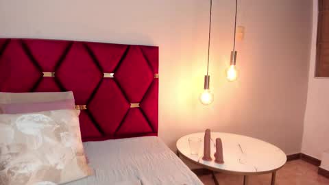 Emilyy Watson online show from November 14, 1:08 am