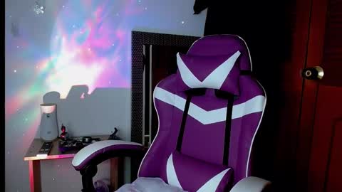 emilyzans07 online show from March 5, 4:57 pm