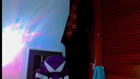 emilyzans07 online show from March 7, 11:49 pm