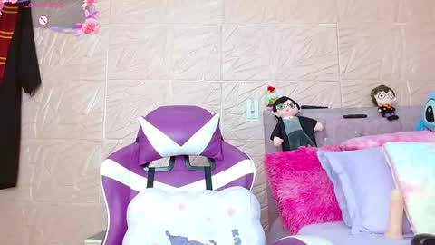 emilyzans07 online show from October 30, 9:48 pm