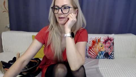Emily Zest online show from January 28, 9:08 am