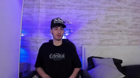 emir_ozan online show from February 9, 8:11 pm