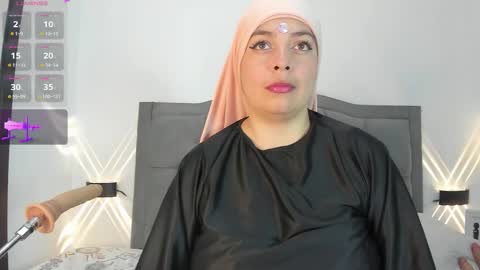 emira199 online show from October 10, 1:17 pm