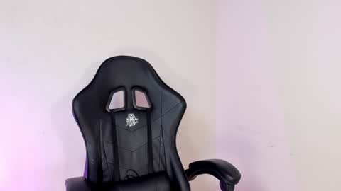 emma online show from December 26, 2:33 am