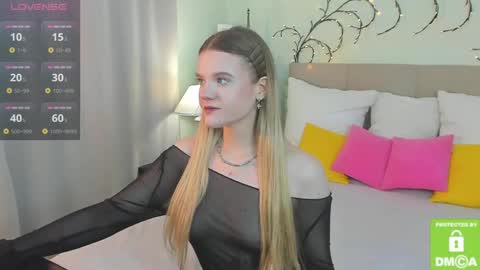 emma__peach online show from June 9, 7:41 am