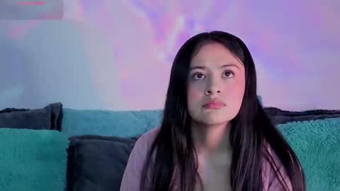 emma__smiith online show from November 6, 5:05 pm