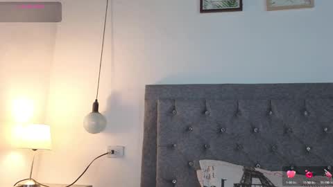 Snapshot of emma_blake__ chatting on September 12, 6:15 am Emma online show from September 12, 6:15 am