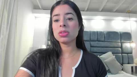 Emma Castillo online show from September 14, 9:05 pm