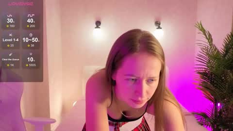 Bella online show from November 28, 2:52 am