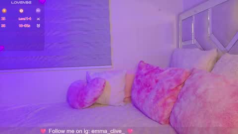  Emma  online show from March 26, 3:34 am