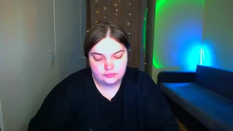 Eva online show from November 14, 1:13 pm