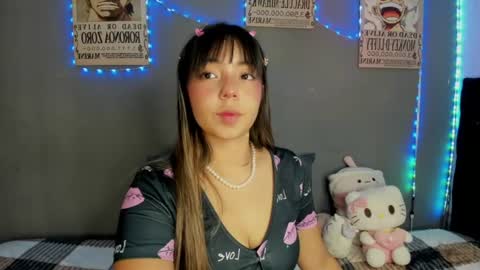 emma_grayys online show from July 2, 12:21 pm