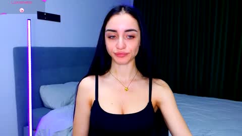 Emma online show from March 24, 5:19 pm