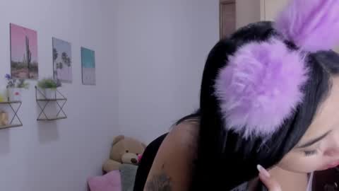 whises lits        online show from March 11, 9:40 pm