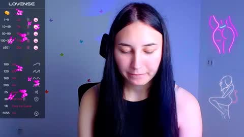 Snapshot of emma_loon chatting on September 22, 6:39 am Emma online show from September 22, 6:39 am