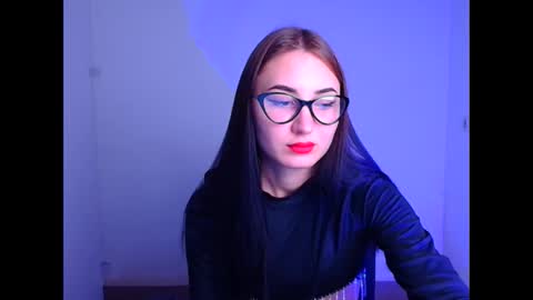 Snapshot of emma_loon chatting on January 31, 12:07 pm Emma online show from January 31, 12:07 pm