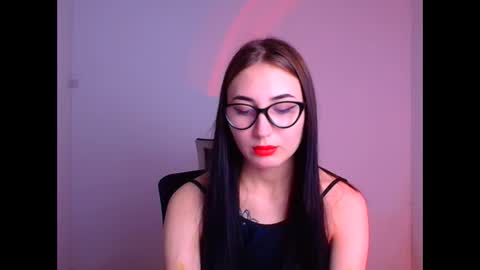 Snapshot of emma_loon chatting on January 28, 7:00 pm Emma online show from January 28, 7:00 pm