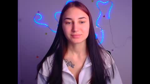 Snapshot of emma_loon chatting on March 4, 1:06 pm Emma online show from March 4, 1:06 pm