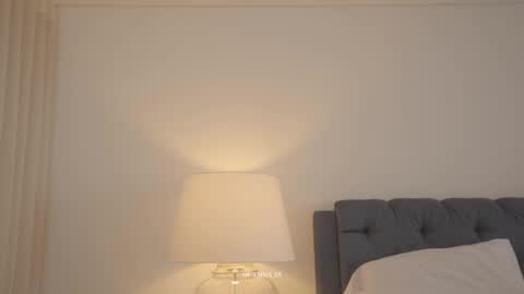 emma_lu1 online show from October 21, 3:16 pm