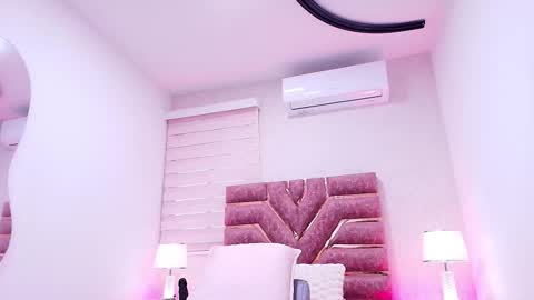 emma online show from January 17, 12:14 pm