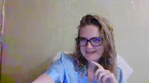 emma_misty_ online show from October 10, 3:51 pm