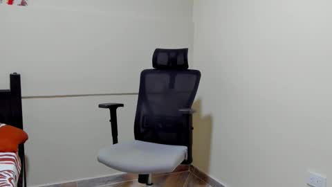 emma online show from February 13, 8:01 pm