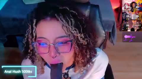     online show from July 3, 10:31 am
