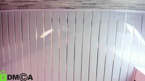 Emma online show from October 4, 11:52 am