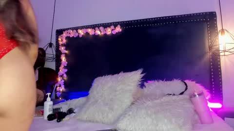 emma_saylor online show from February 5, 7:50 pm