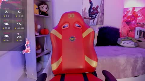 EMMA  online show from November 21, 7:12 pm