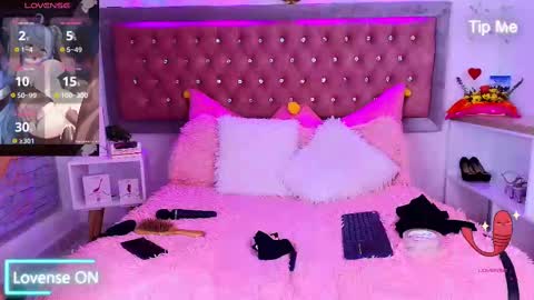 neko  online show from March 12, 12:42 am