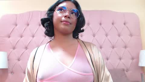 Emma  online show from May 12, 6:39 pm