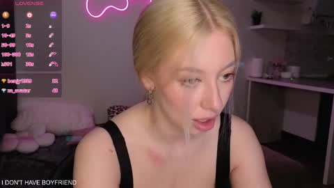 emmaandjake online show from May 30, 12:03 pm