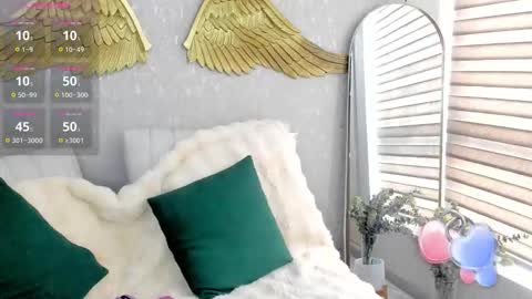  Emma Ferrary  online show from November 12, 3:25 pm