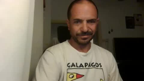 Ariel online show from October 12, 3:32 am