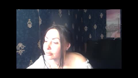 EmmaGoldX online show from June 4, 1:17 pm