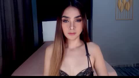 emmahardcockts online show from April 6, 1:36 am