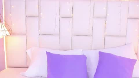 Emma  online show from November 15, 8:43 pm