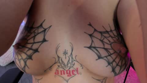 emmajohanson online show from March 3, 7:21 pm