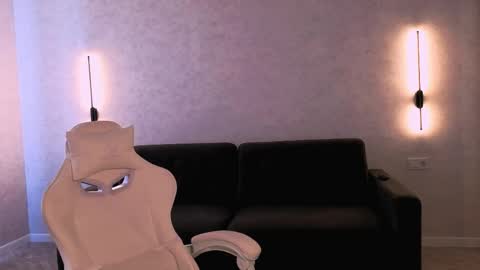 Emma online show from April 9, 6:19 am