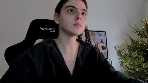 Emma online show from December 26, 8:21 pm