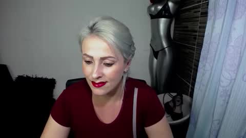 Emma online show from May 12, 10:41 pm