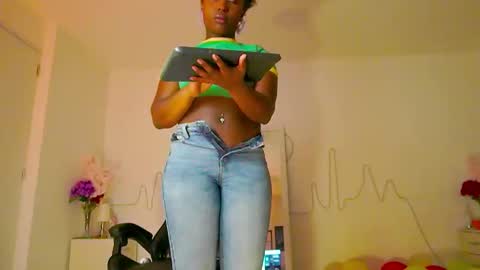 Sara online show from September 29, 12:15 pm