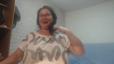 emmasquirt69 online show from November 4, 6:48 am